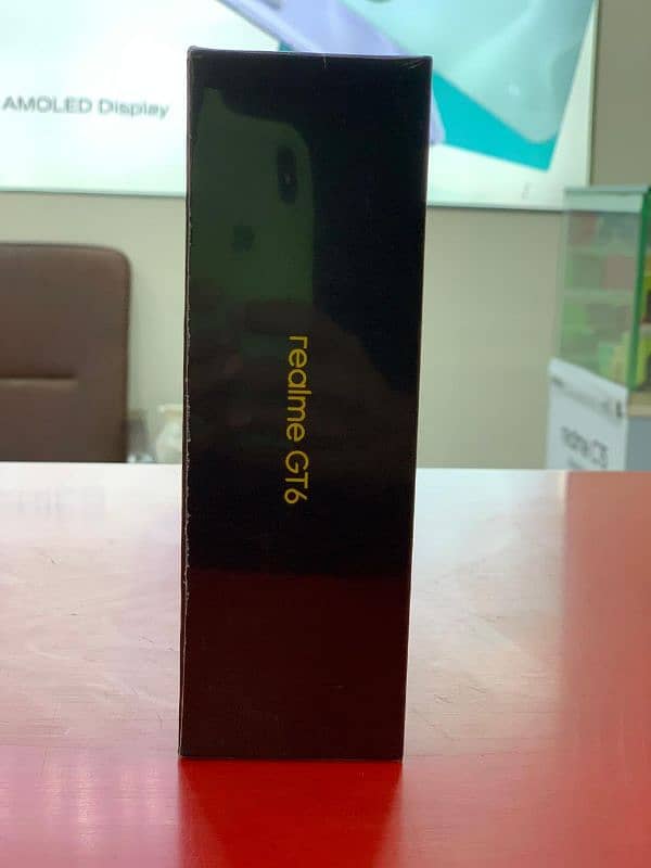 Realme GT6 2