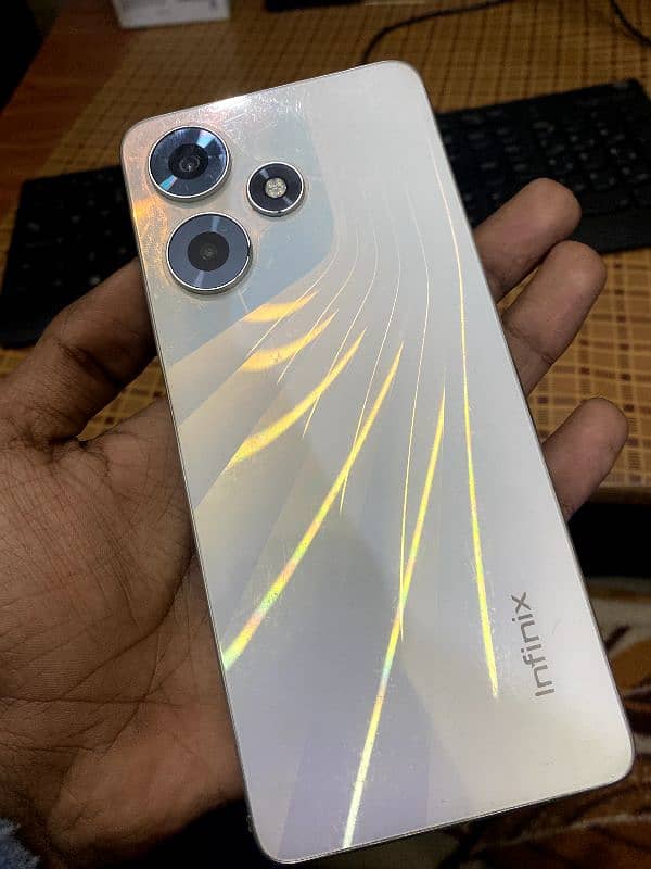 Infinix Hot 30 0