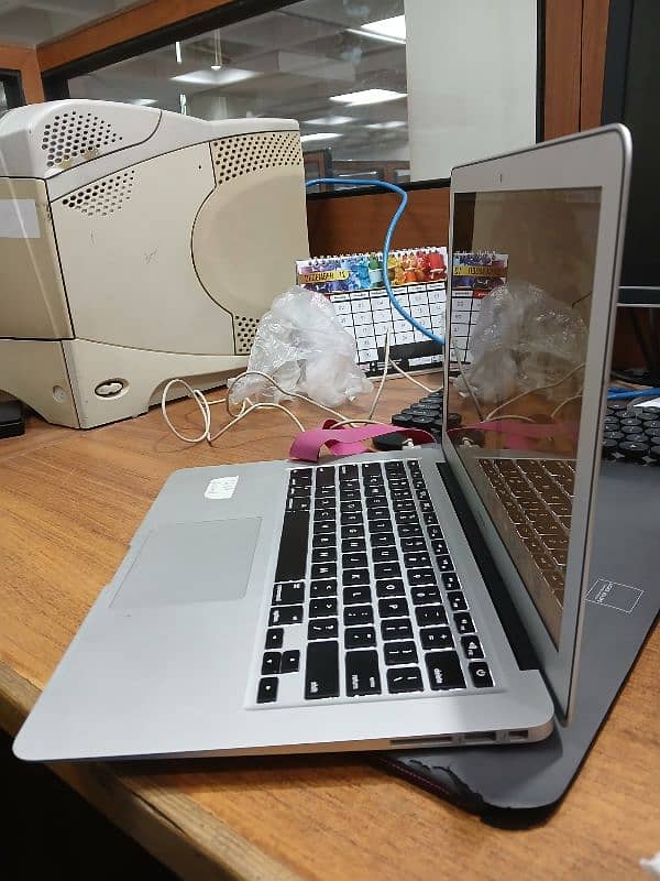 MacBook Air For Sale 3