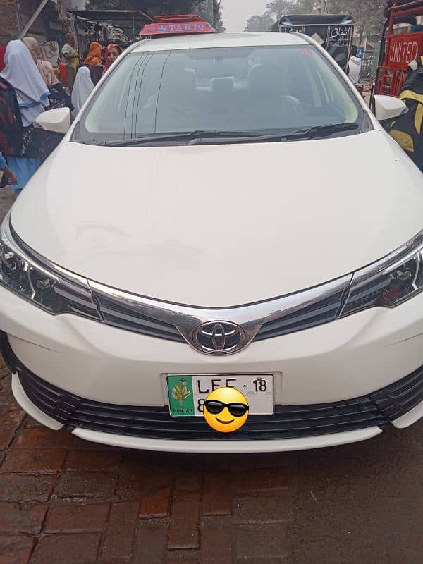 Toyota Corolla XLI 2018 white 0