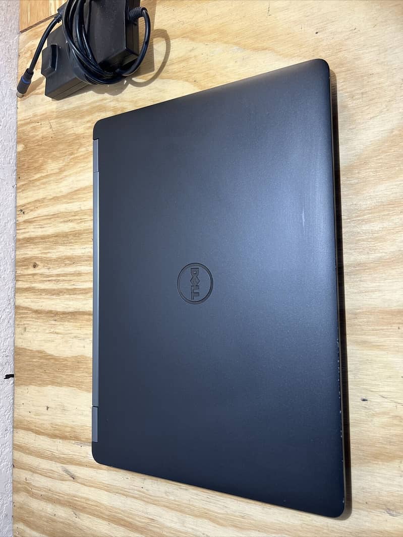 Dell Latitude 14 E7470  6th Generation Core i7-6600U Processor (2 Core 1