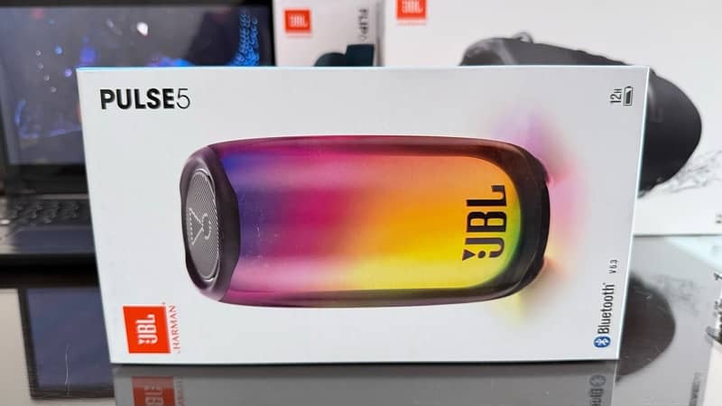 JBL PULES 5 with 1 year official warranty 0