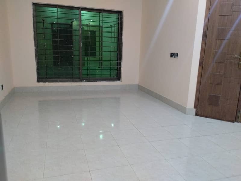 Flat for Rent in Johar Town (For Families & Bachelors - Students & Job Holders) 3