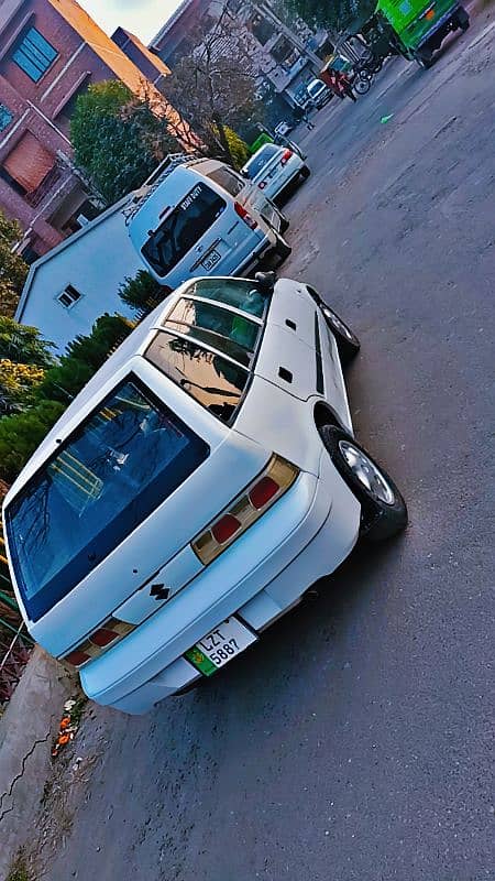 Suzuki Cultus VXR 2005, lush condition. chill ac. heater . 18