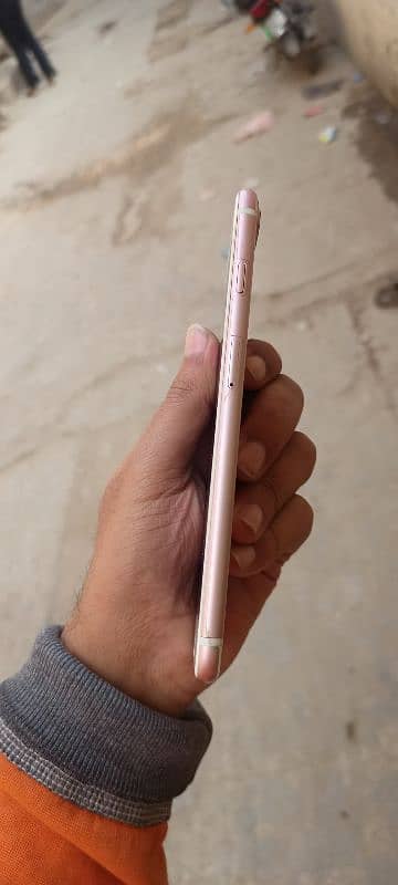 Iphone 7 Plus 128gb PTA Approved 10/9 5