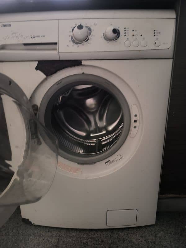 Front load Fully Automatic washing machine 1