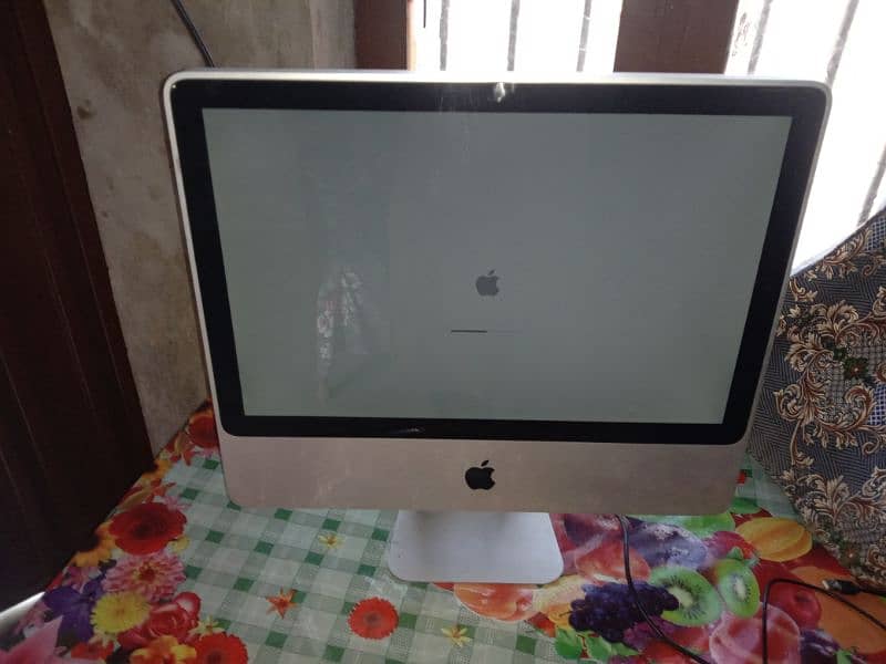 Apple iMAC 5