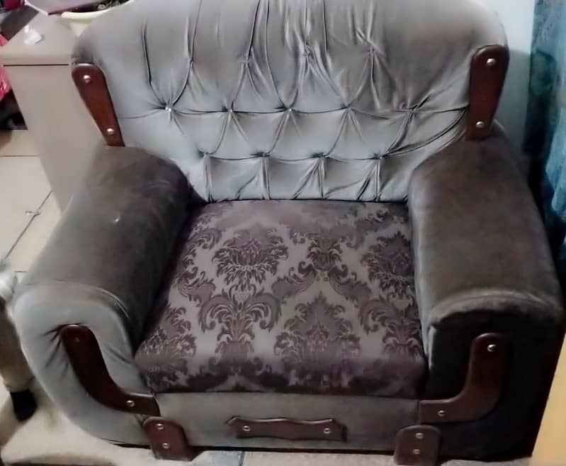 3 seater Sofa ( 03228613002) 1