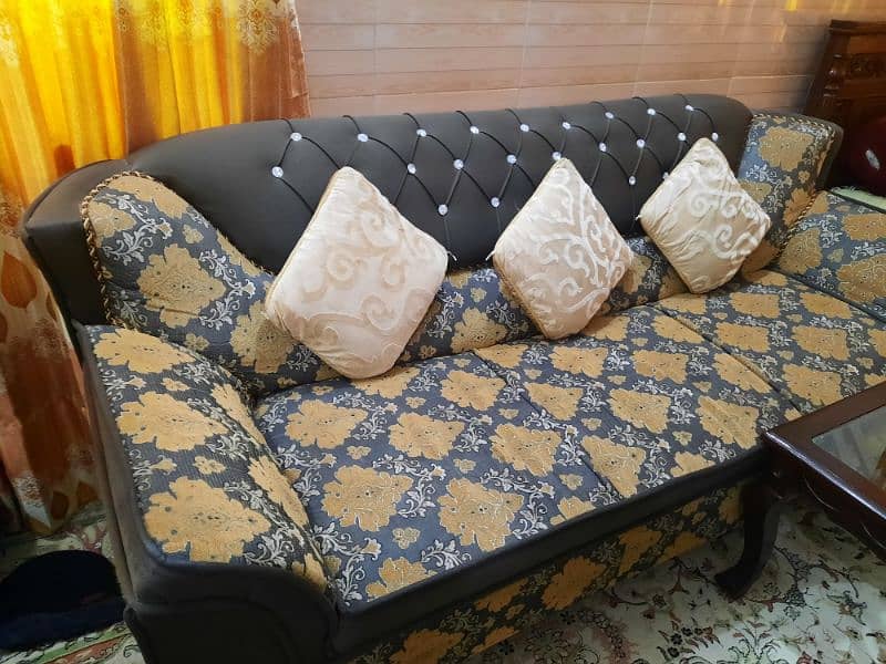 5 seater sofa up for sale 1