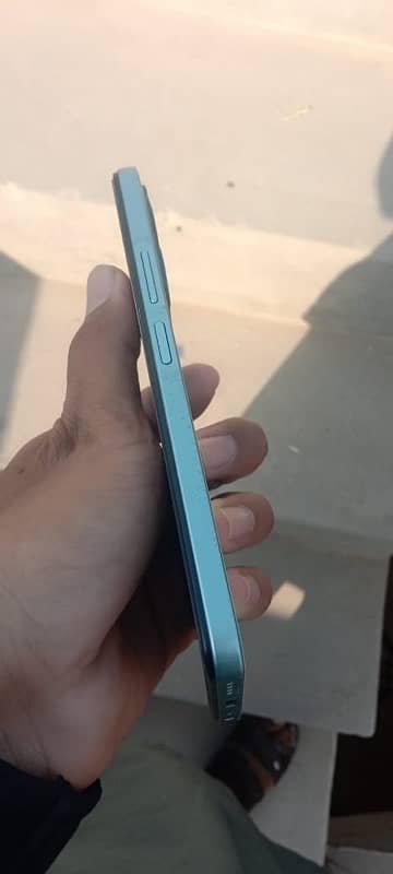 Vivo y22 with box charger minimal glass break 1