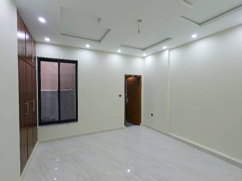 Facing Park 8 Marla House Available In Bahria Nasheman For Sale 10