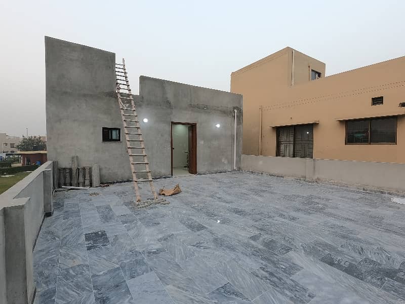 Facing Park 8 Marla House Available In Bahria Nasheman For Sale 21