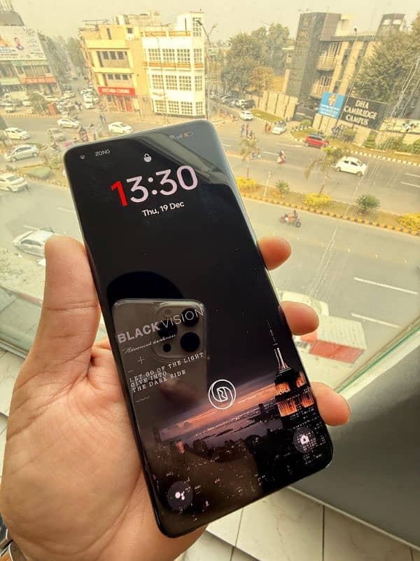 one plus 10 pro 256/12, official PTA approved dual sim 5