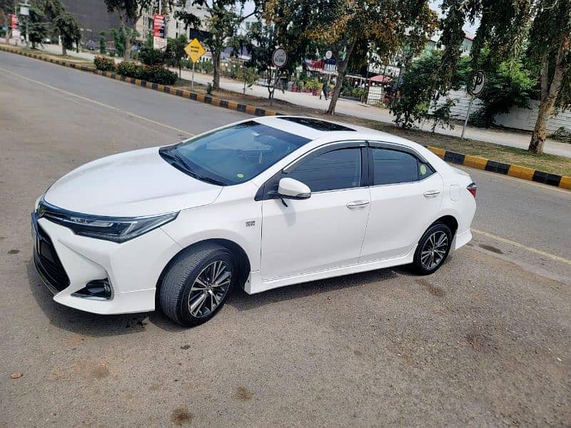 Toyota Altis Grande 2021 0