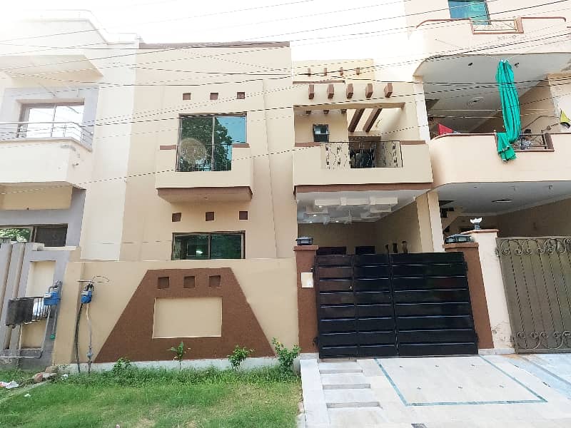 Wapda Town Phase 1 - Block G3 House Sized 5 Marla Is Available 0