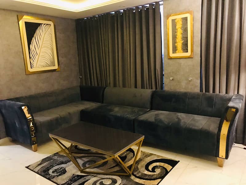 Premium Classic Lavish Apartment Available Per Day Bahria Town Lahore 4