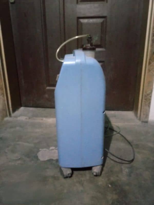 Oxygen Concentrator 1