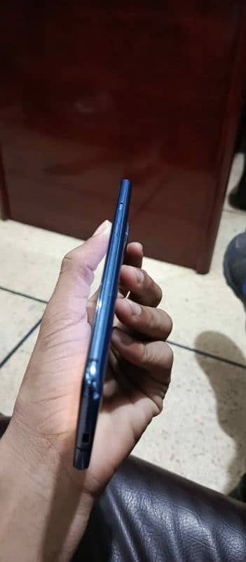 One plus 7t lush condition dual pta only finer off face okay 3