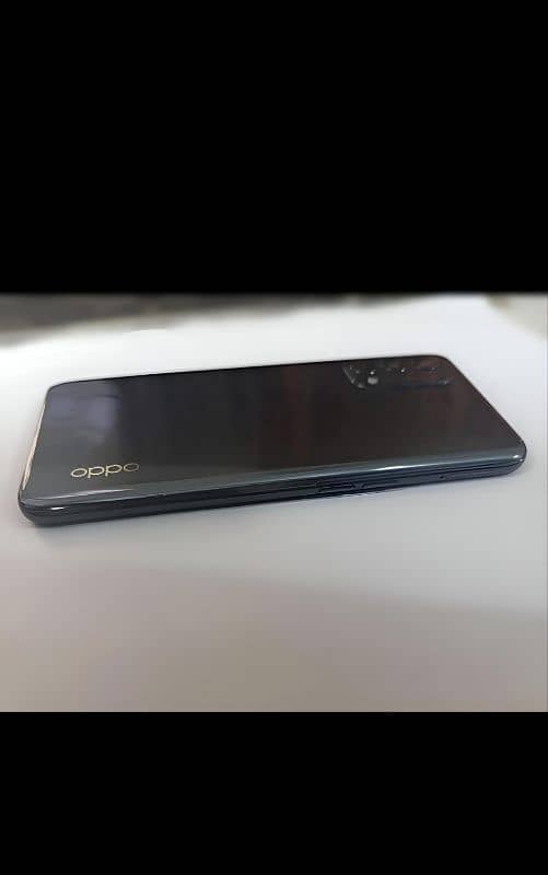 OPPO Reno 5 (8/128) 4