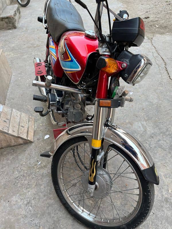 Honda CD 70 cc bike. 2