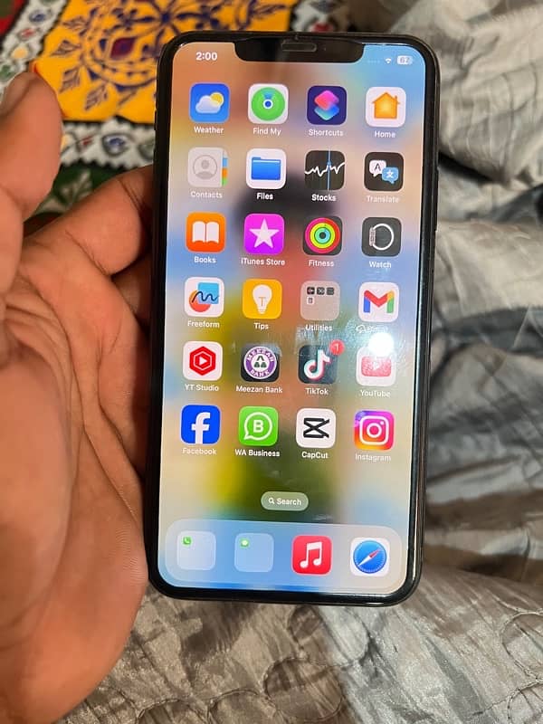 IPhone 11 Pro Max JV 5