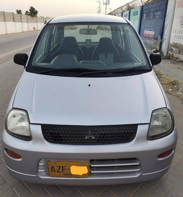 Mitsubishi Minica Auto (660cc) Model 2008 3