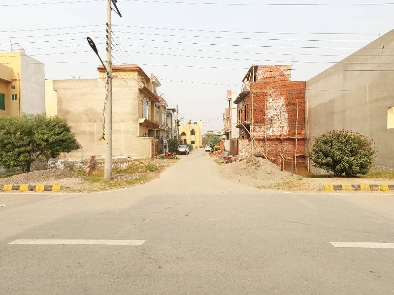 Looking For A Prime Location Residential Plot In Lahore 12