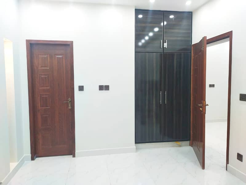 5 Marla Upper Portion Available For Rent 5