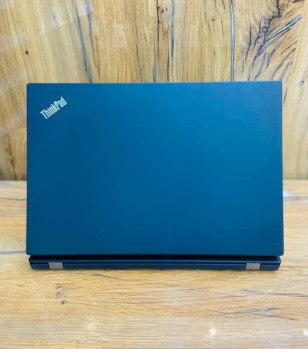 Lenovo ThinkPad T15s Gen1 i7-10th Gen 16Gb Ram 512GbSSD 2GbNvidia P520 0