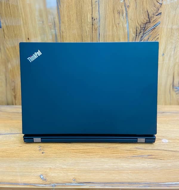 Lenovo ThinkPad T15s Gen1 i7-10th Gen 16Gb Ram 512GbSSD 2GbNvidia P520 1