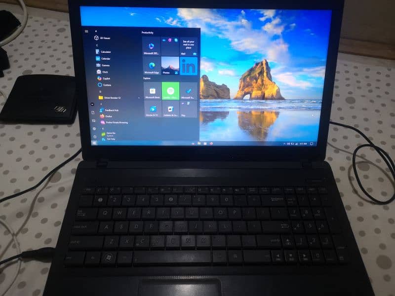 Asus Laptop core i7 2nd gen 0