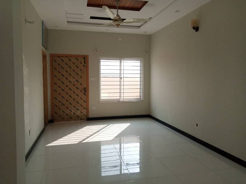 E-18 Gulshan e Sehet 30x60 Single Story House for Sale Brand new 4