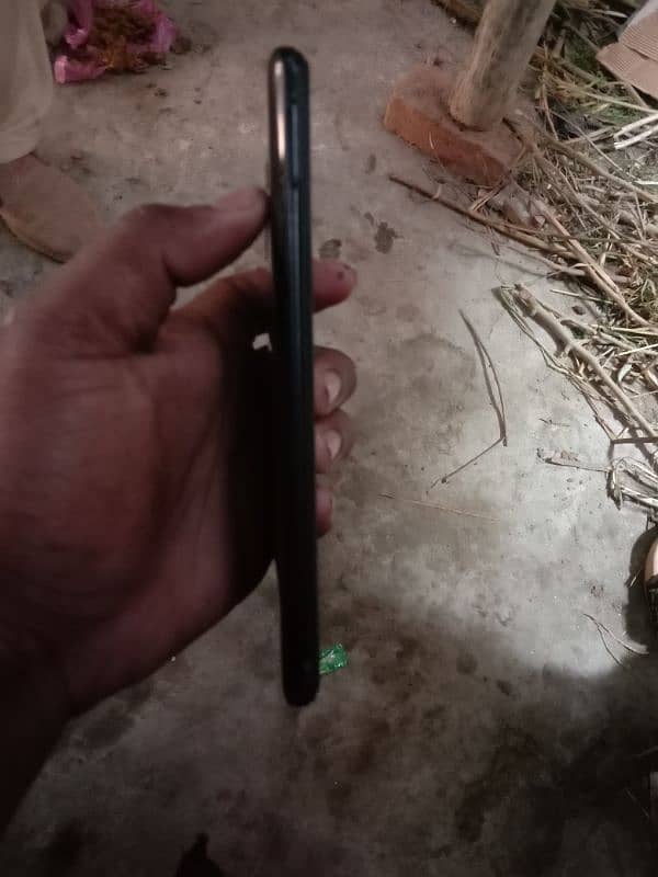 VIVO S1 PRO 1