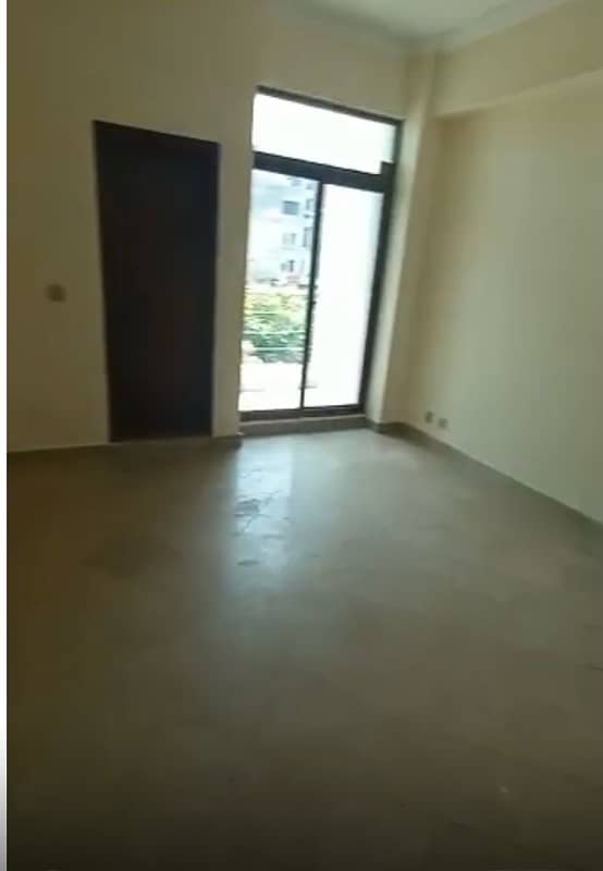 F-17 Multi 1st Floor 1 bedroom Flat for sale 4