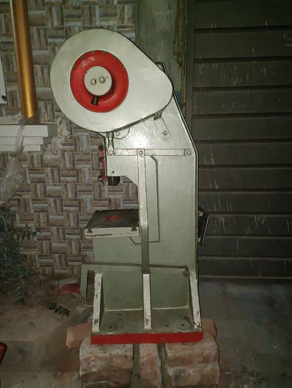 15ton power press new 2