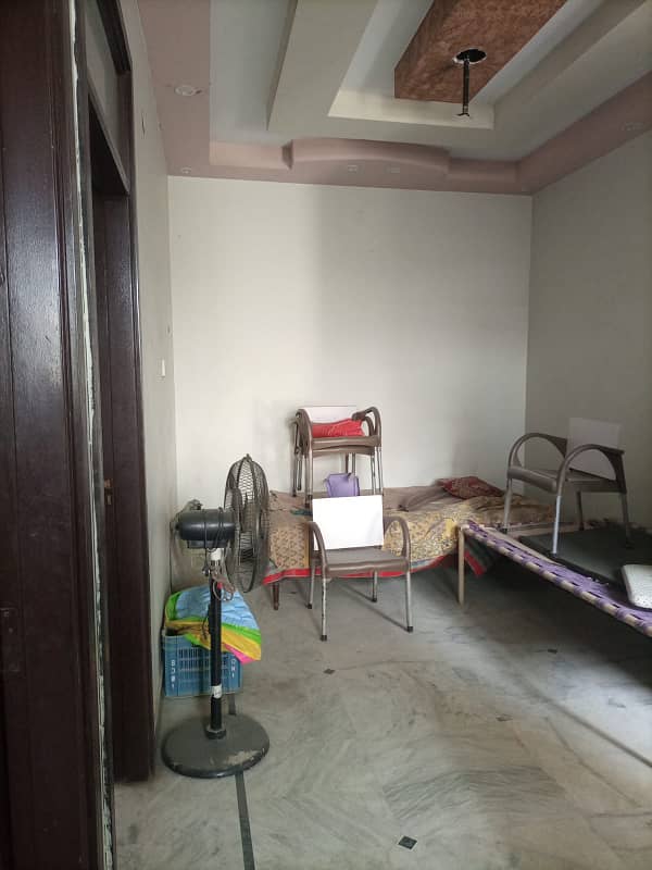 Gulshan-e-Iqbal - Block 13-D2 Flat For rent Sized 600 Square Feet 15