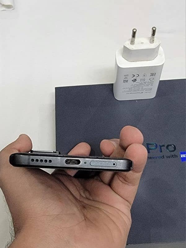 Vivo X70 Pro - Official PTA Approved 8