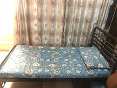 iron bed single