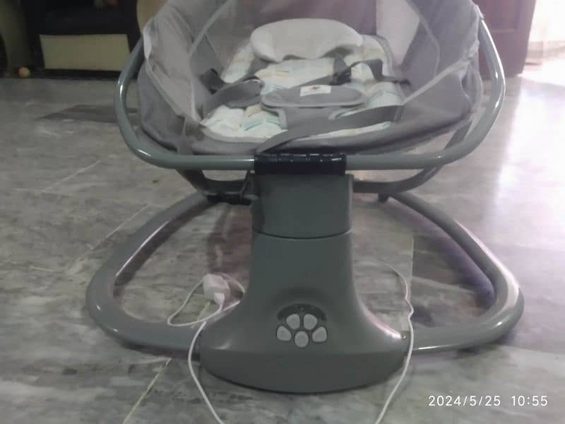 Baby Electric Swing for sale 2