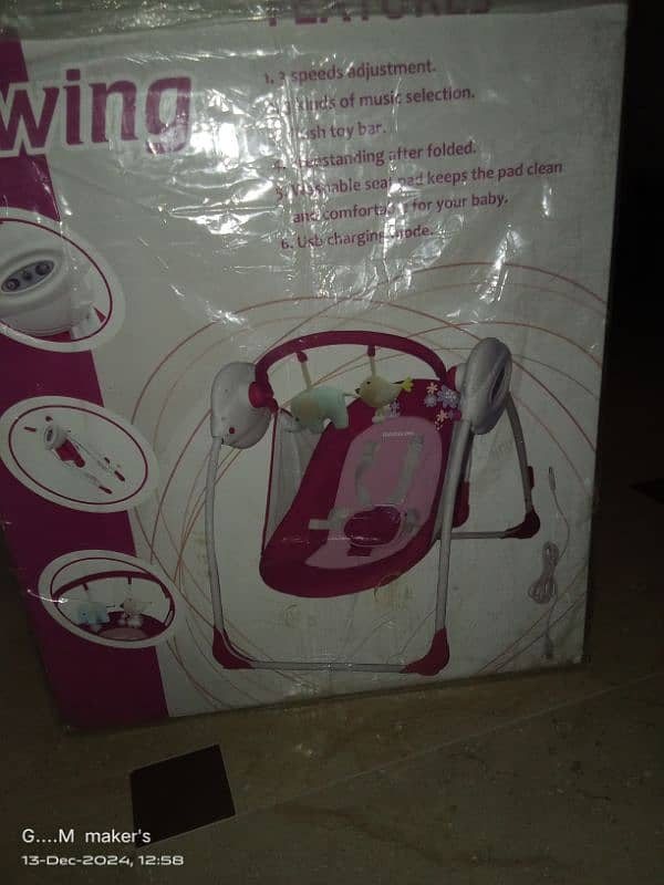 Electric baby swing 3