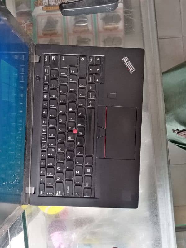 lenovo thinkpad x280 for sale in a reasonable price 3