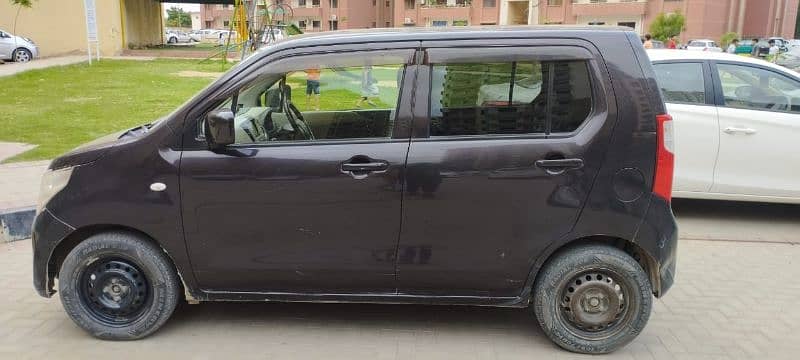 Suzuki Wagon R 2014 3