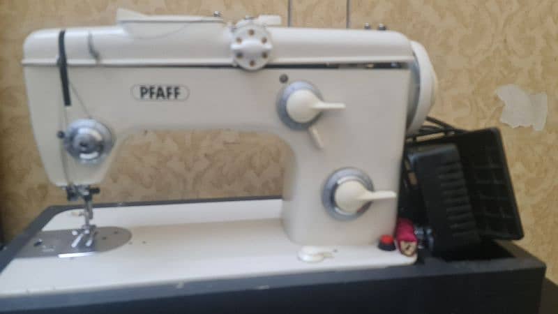 PFAFF 260 Antique 9