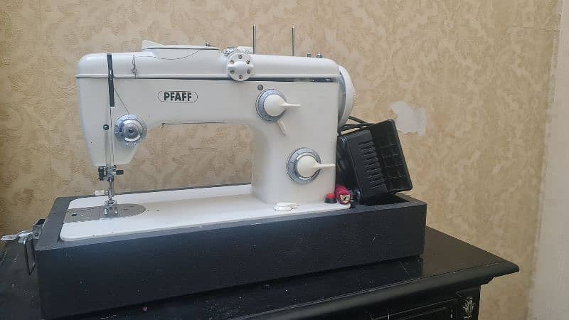 PFAFF 260 Antique 10