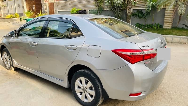 Toyota Corolla Altis 2016 karachi 4