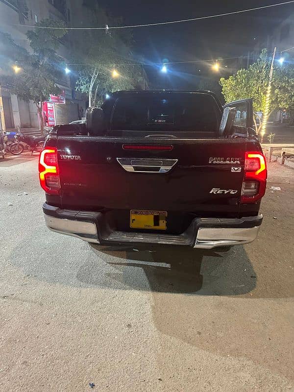 Toyota Hilux revo Model 2018 1