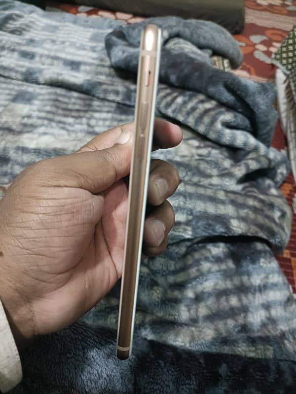 iphone 8 plus 128gb PTA Approved 2