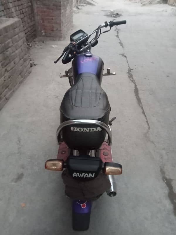 Honda CD 70 a one ok 10/10 good condition no fault 1