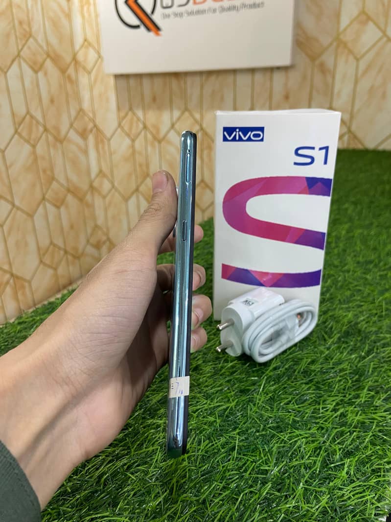 Vivo S1 With Box and Charger  4gbRam 128gb Storage 3