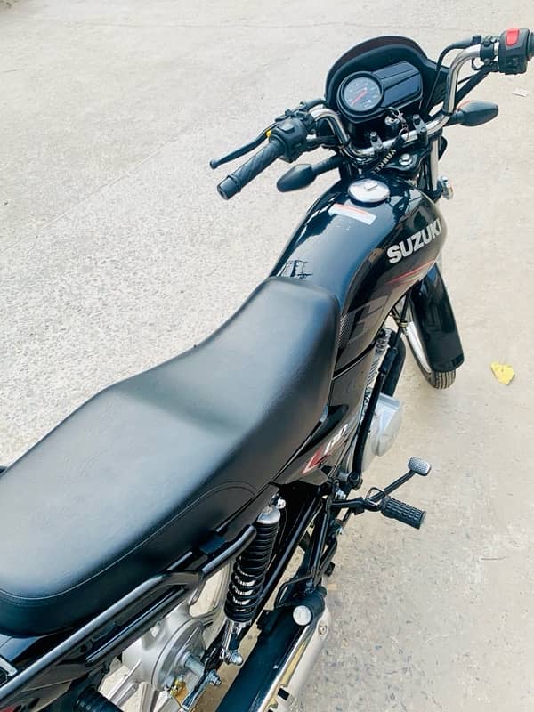 Suzuki GD 110 3